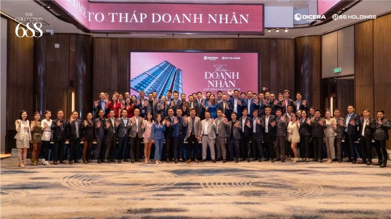 Họp Ceo Summit dự án The Collection 688